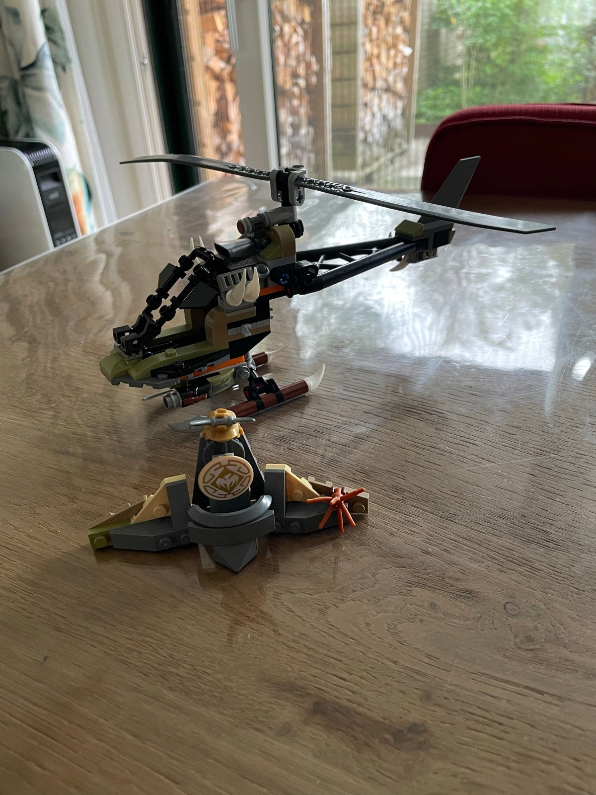 Lego Ninjago 70653 Firstbourne draak en helikopter