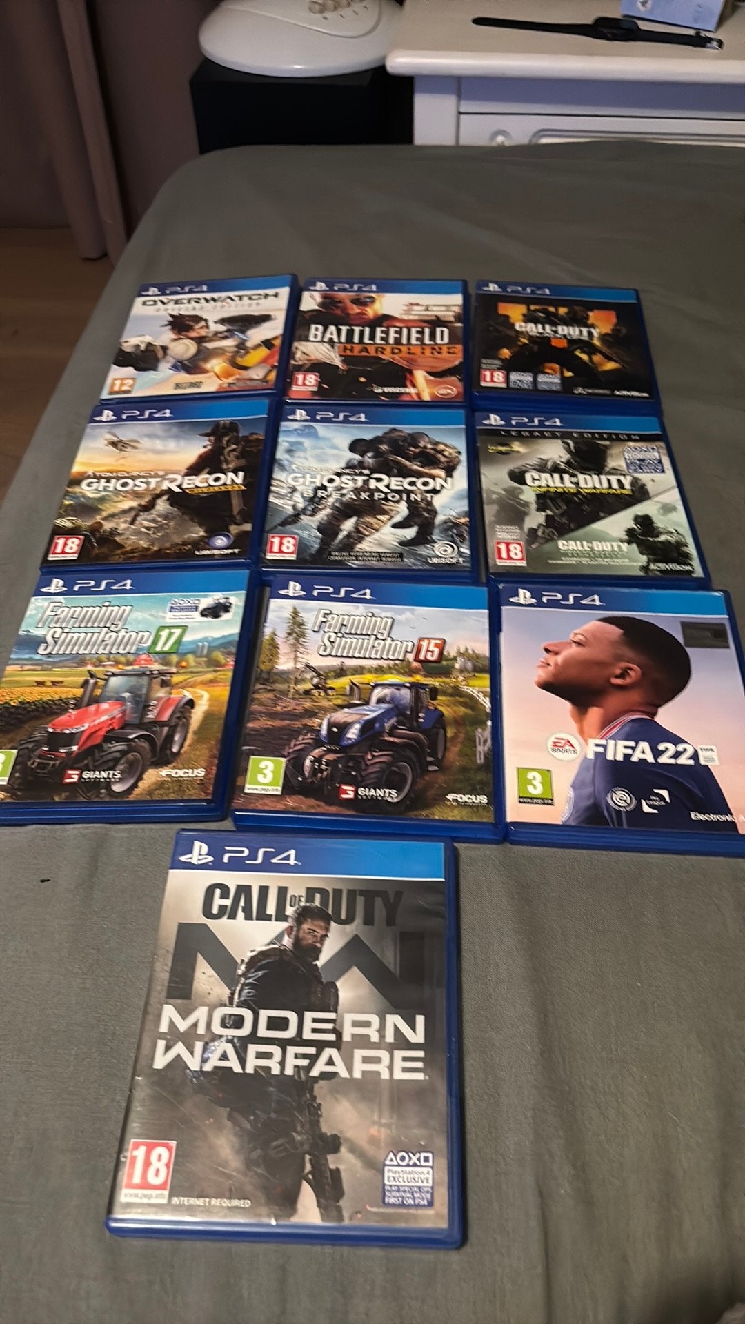 Ps4 spelletjes, Ophalen of Verzenden, Zo goed als nieuw, Zonder controller, Original