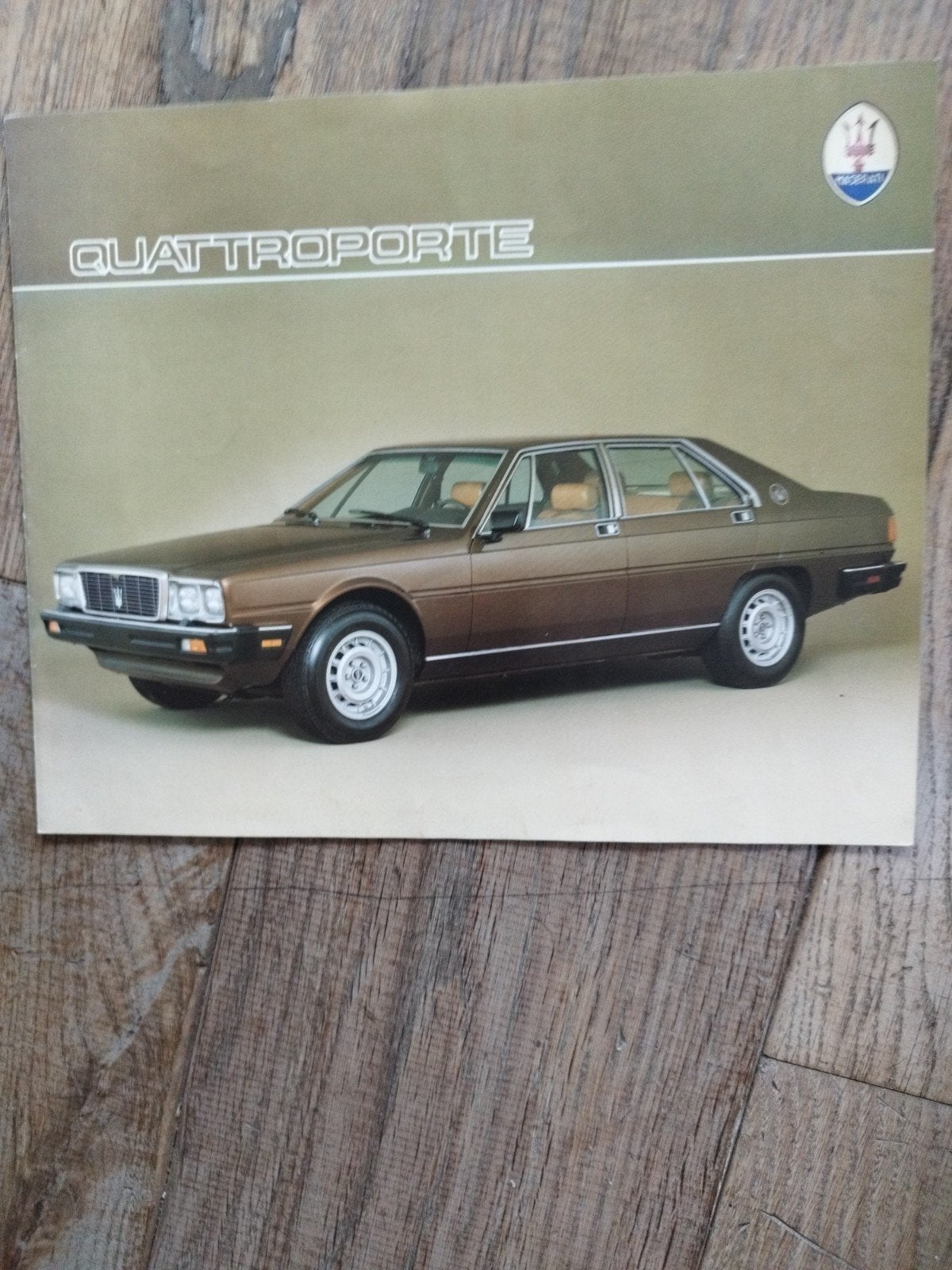Maserati Quattroporte folder 1983 - Italiaans (p243), Maserati, Ophalen of Verzenden, Zo goed als nieuw, Overige merken