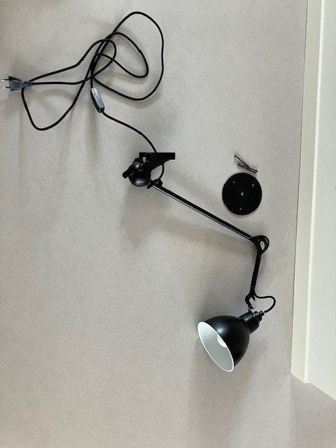 DCW lampe Gras No 222 zwarte muurlamp RVS, Zwart, E14 (klein), Ophalen of Verzenden, Overige merken