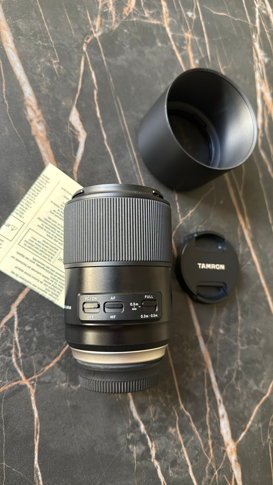 Tamron 90mm f/2.8 G2 Macro Lens - nieuw staat. Nikon F mount, Ophalen of Verzenden, Zo goed als nieuw, Macrolens
