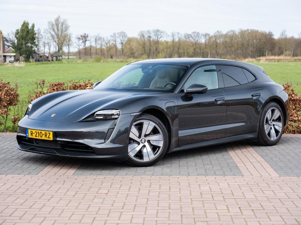 Porsche Taycan Sport Turismo 93 kWh | Innodrive | Achterasbe, Auto's, Automaat, 0 cilinders, Gebruikt, 4 stoelen