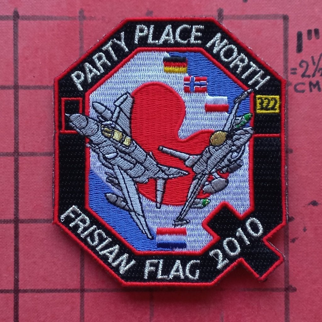 KLU PATCH 322 SQUADRON FRISIAN FLAG 2010 F-16 vs F-4 PHANTOM, Verzamelen, Ophalen of Verzenden, Luchtmacht, Nederland, Embleem of Badge