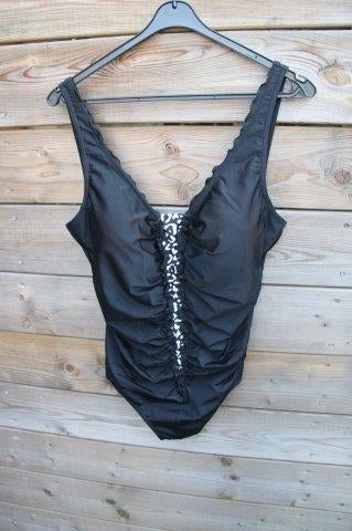 Badpak zwart/ wit Livera mt 48 C cup Vaste prijs, Verzenden, Zwart, Badpak, Zo goed als nieuw