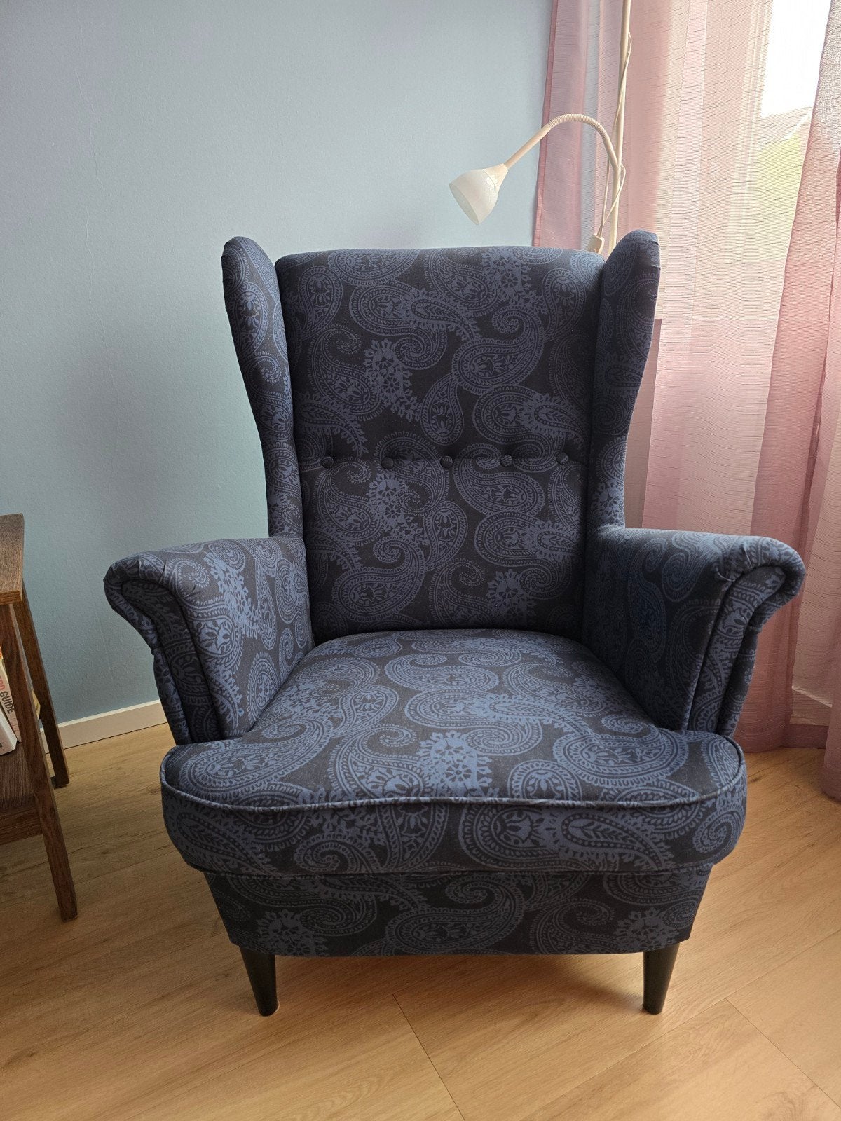 IKEA Strandmon oorfauteuil- Blauw paisley patroon - Topstaat, Ophalen, 75 tot 100 cm, Zo goed als nieuw, Stof