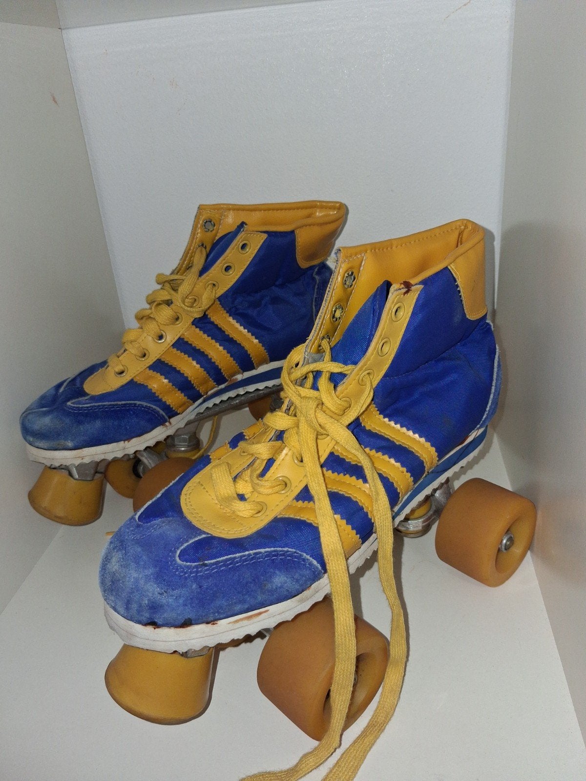 Vintage rolschaatsen - Blauw/Geel - Maat 38, Gebruikt, Verzenden, Dames, Onbekend