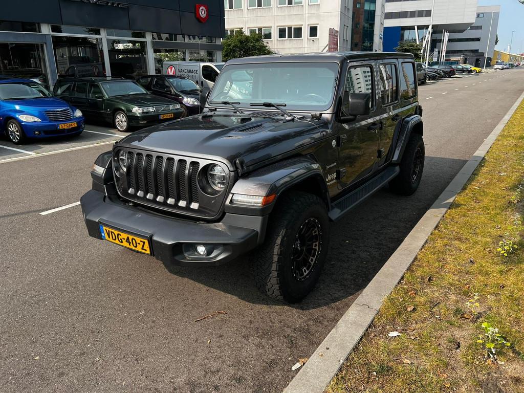 Jeep Wrangler 2.2D Sahara, Gebruikt, Zwart, 4 cilinders, Diesel