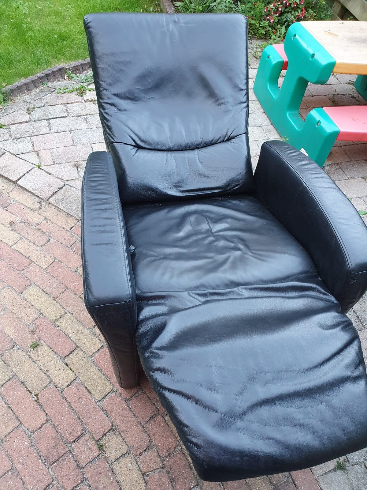 Lederen relax fauteuil, Huis en Inrichting, Ophalen, Zo goed als nieuw, 50 tot 75 cm