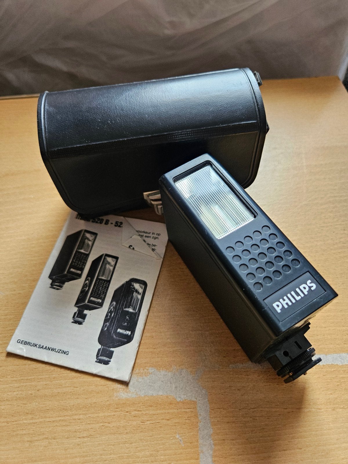 Philips Flash 520 B-52 flitser met hoes en handleiding, Ophalen, Philips, Gebruikt, Externe flitser