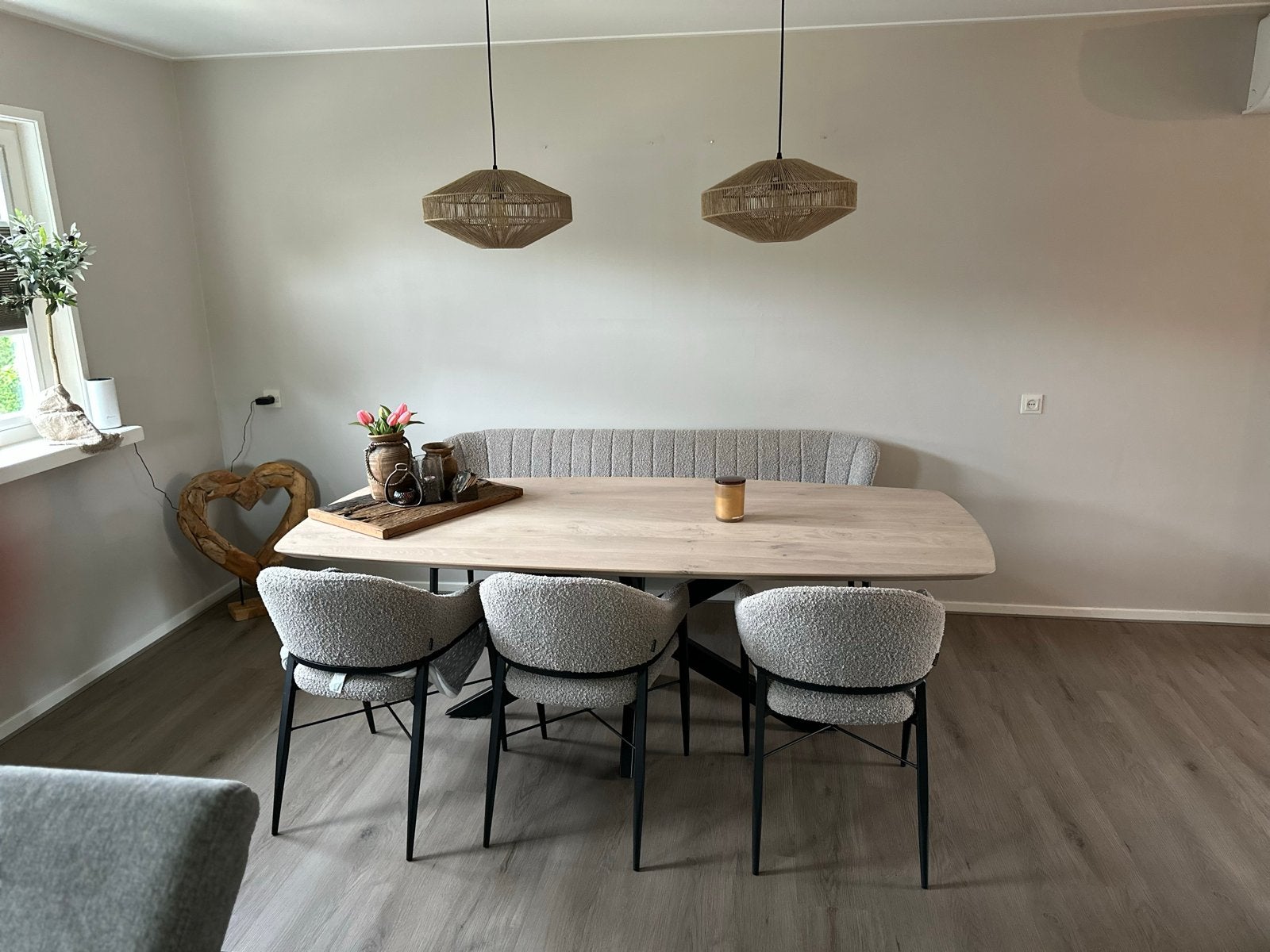 Moderne eettafel met bank en stoelen, Ophalen, 50 tot 100 cm, Zo goed als nieuw, 150 tot 200 cm