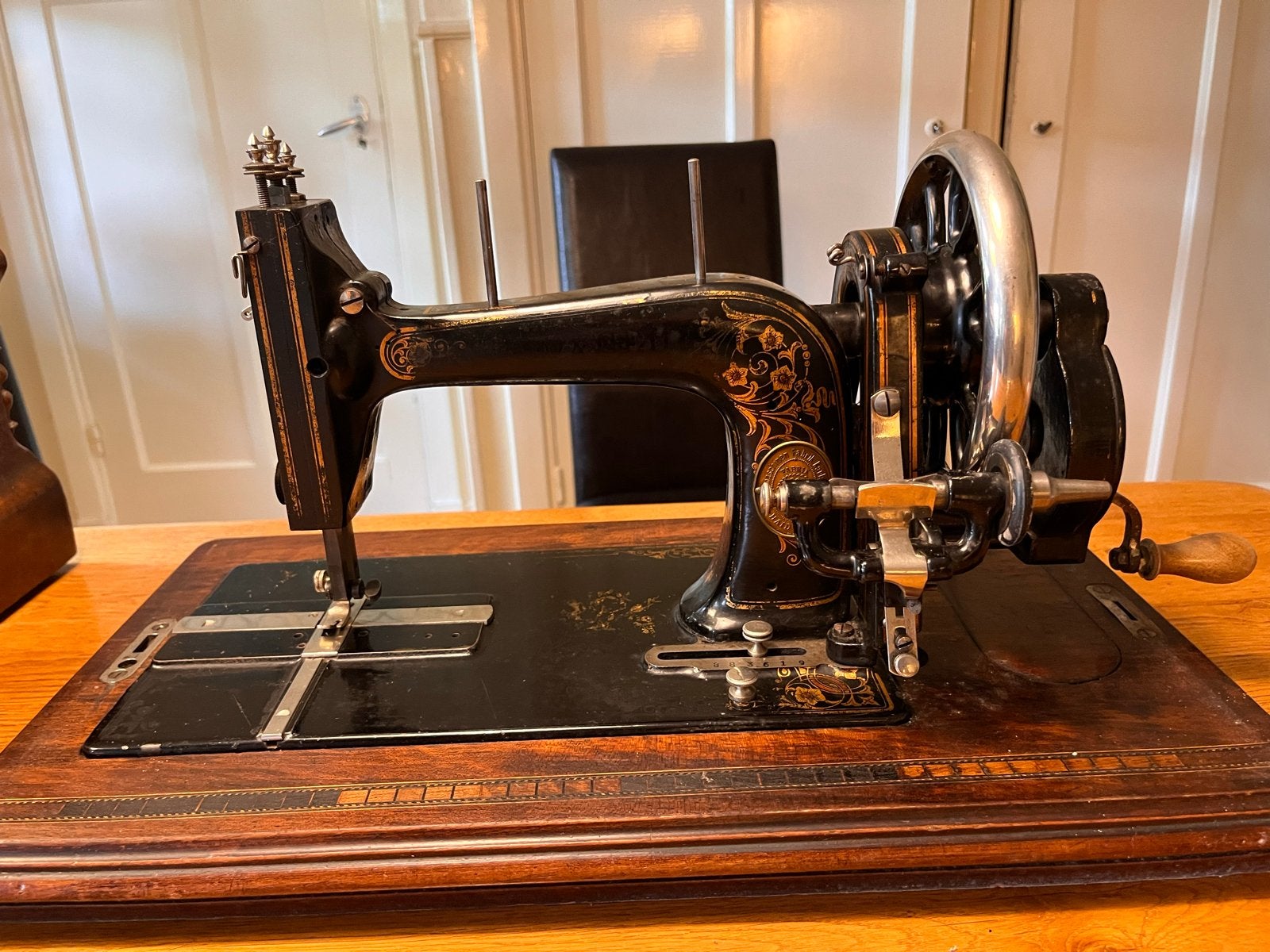 Antieke Haid & Neu Naaimachine met Houten Kap, Antiek en Kunst, Ophalen