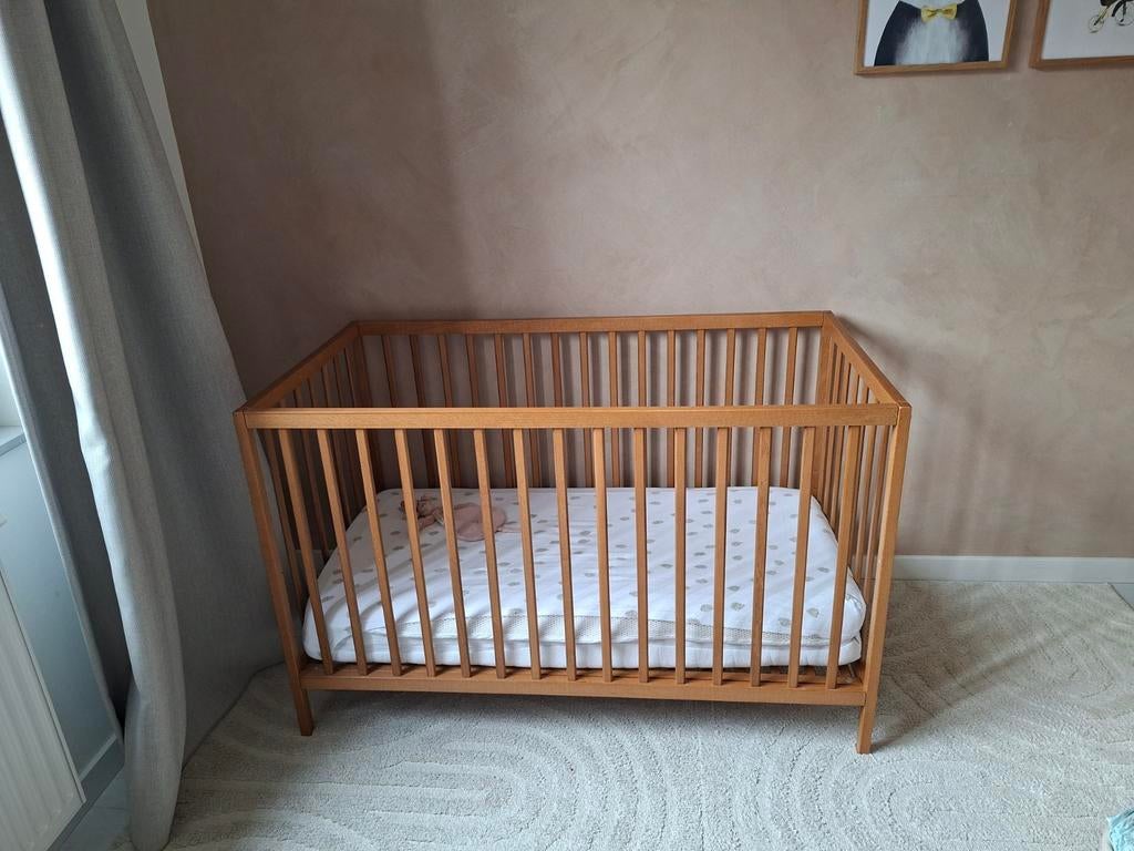 Ledikant van Petit Amelie, Ophalen, Zo goed als nieuw, Jongetje of Meisje