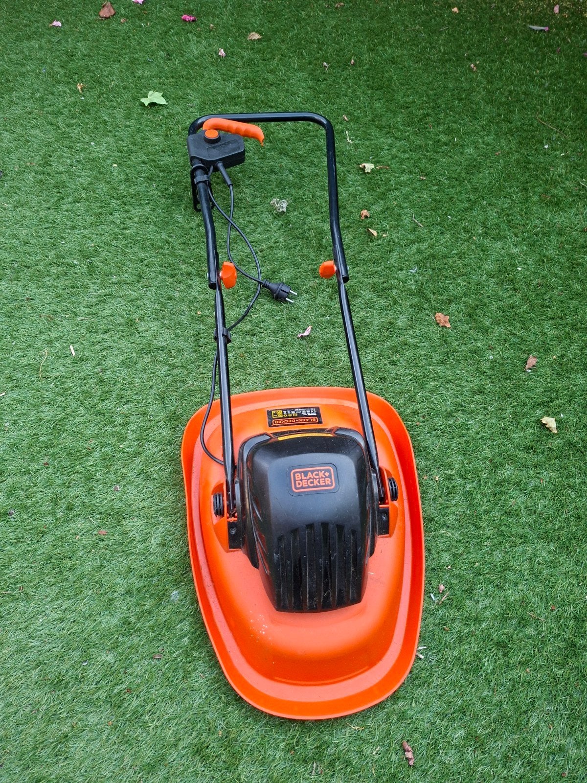 Black+Decker BEMWH551 Elektrische Zweefmaaier 1200W, Ophalen, Gebruikt, Elektrische grasmaaier, Black+Decker