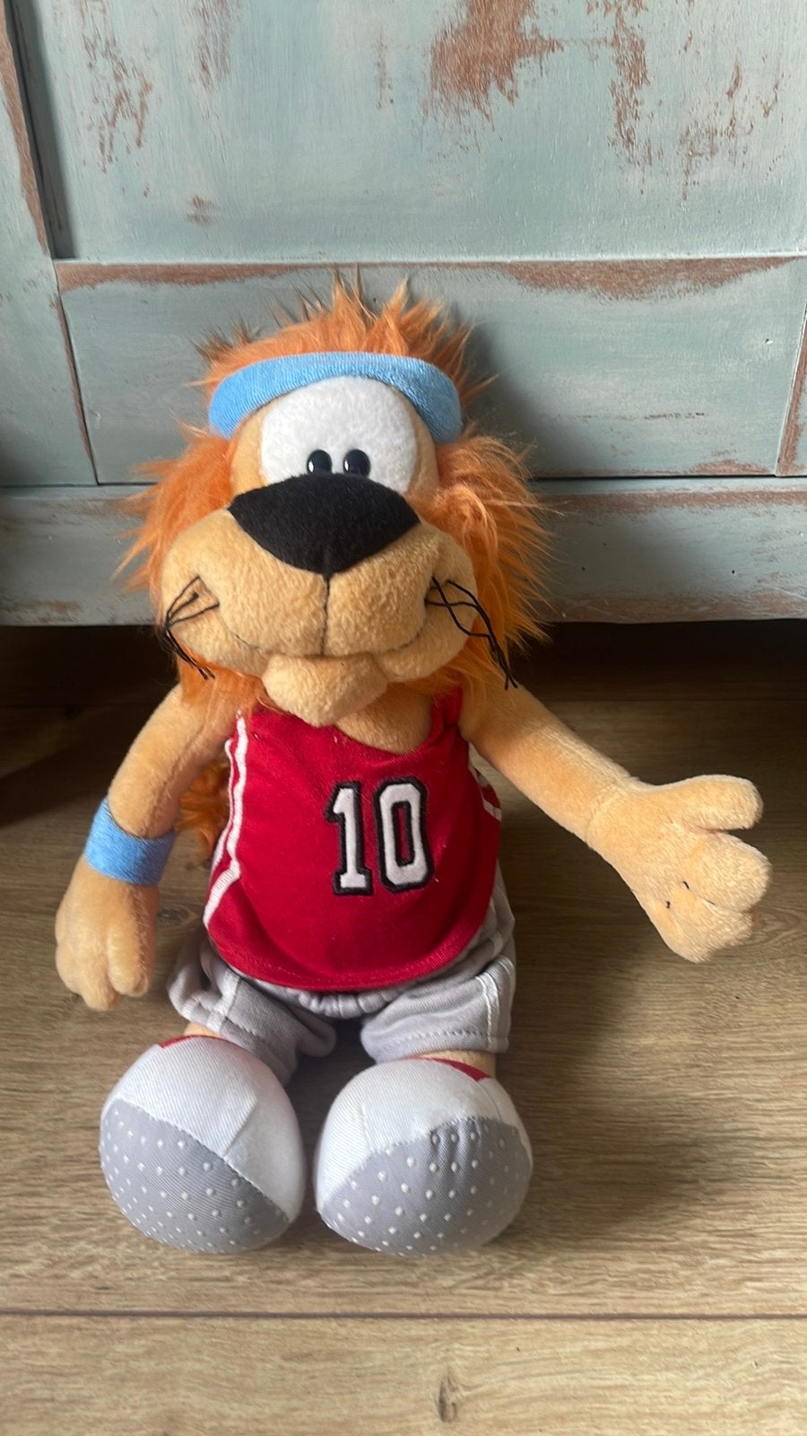 Loekie de leeuw knuffel sport fitness basketbal, Ophalen of Verzenden, Zo goed als nieuw, Overige typen