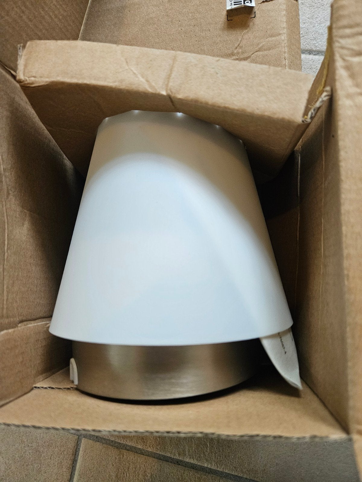 IKEA Januari lamp - Gloednieuw, Wit, Nieuw, IKEA, Modern