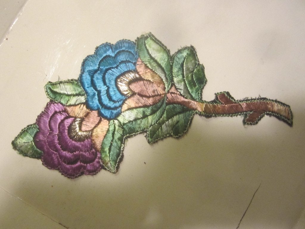 Turmac zijdje, Antiek brocante zijden applicatie mooie bloem, Antiek en Kunst, Ophalen of Verzenden