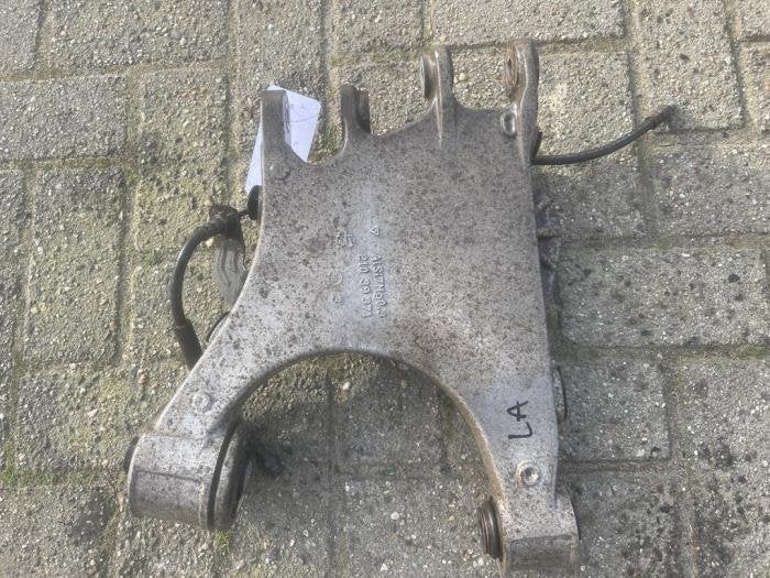Draagarm links-achter van een Alfa Romeo Giulia, Gebruikt, -, Verzenden, -