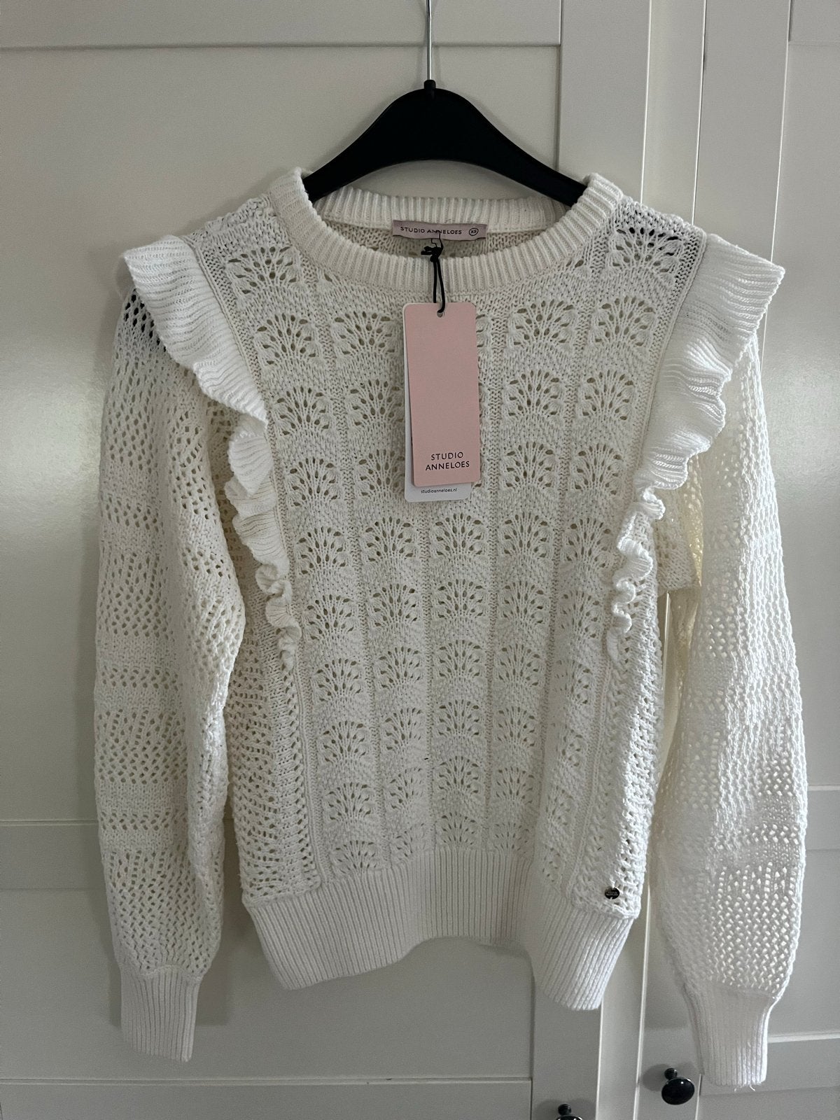 Studio Anneloes Lou ruffle pullover off-white XS, Ophalen of Verzenden, Nieuw, Maat 34 (XS) of kleiner, Wit