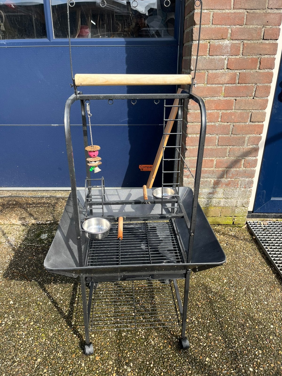 Vogel standard, Dieren en Toebehoren, Vogels | Hokken en Kooien, Ophalen of Verzenden, Zo goed als nieuw, Metaal, Vogelkooi