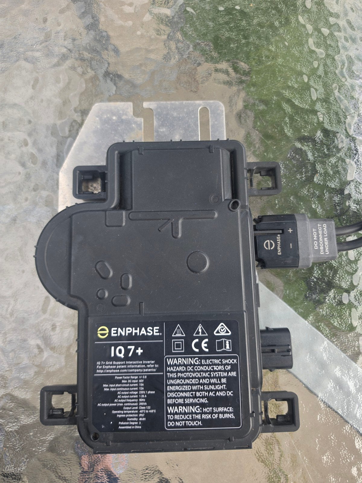 Enphase IQ7+ Micro-omvormer voor zonnepanelen, Doe-het-zelf en Verbouw, Elektra en Kabels, Ophalen of Verzenden