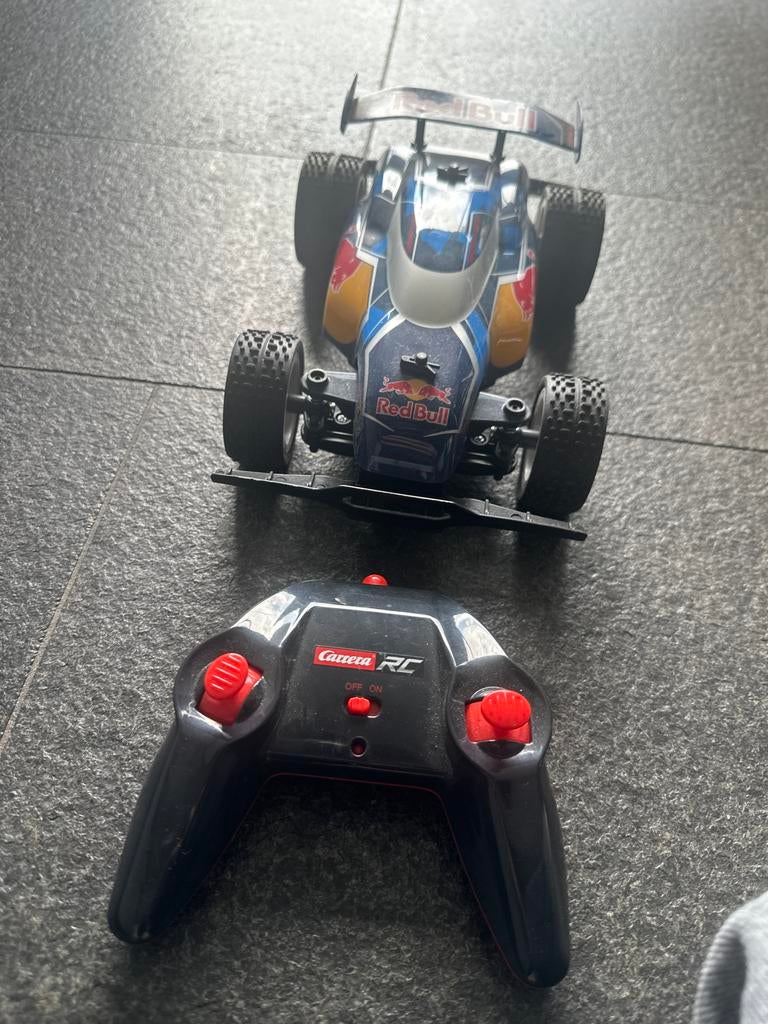 Carrera RC Red Bull Racing Buggy - Afstandsbestuurbare Auto, Auto offroad, Zo goed als nieuw, RTR (Ready to Run), Overige schalen