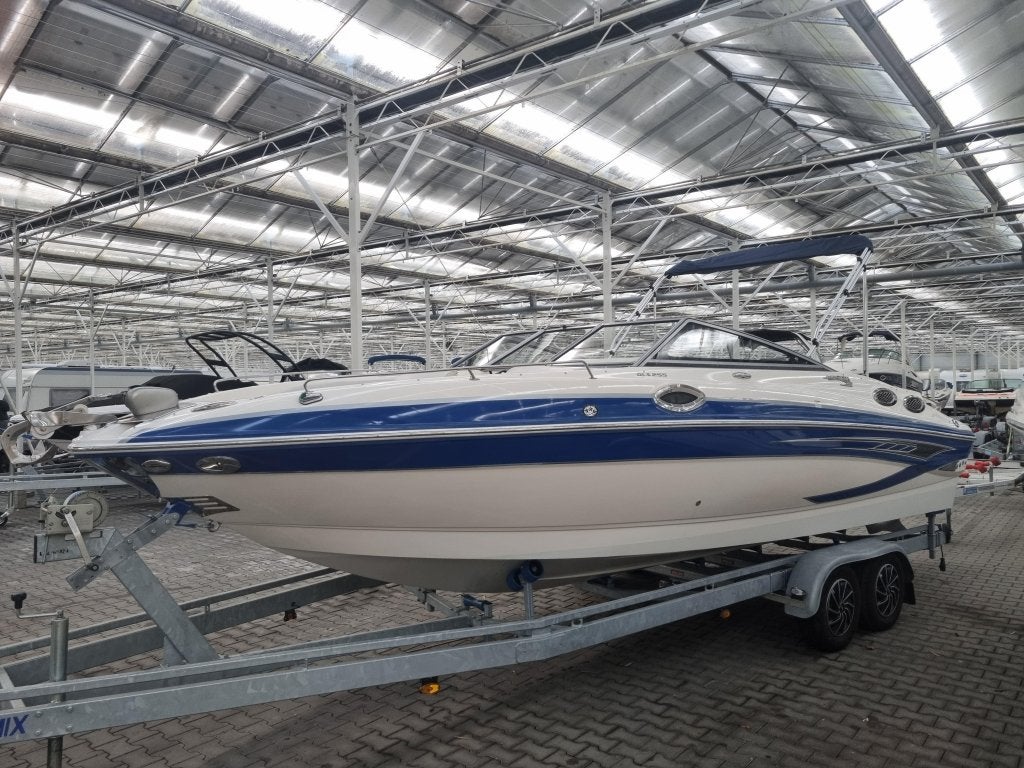 Glastron 255, Watersport en Boten, Speedboten, 3 m, Overige merken, Zo goed als nieuw, 8 m
