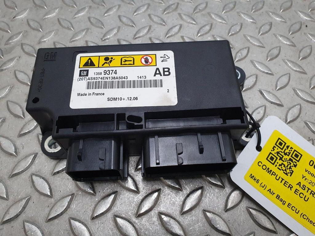 OPEL ASTRA COMPUTER ECU 2013, Auto-onderdelen, Elektronica en Kabels, Ophalen of Verzenden, Gebruikt, Stiba lid