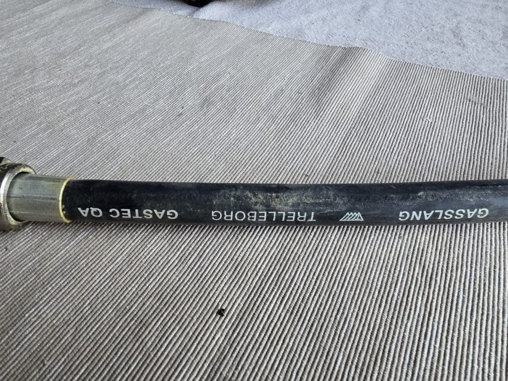 Gas stove hose with metal connectors – Good condition, Gebruikt, Overige typen, Minder dan 60 watt, Ophalen