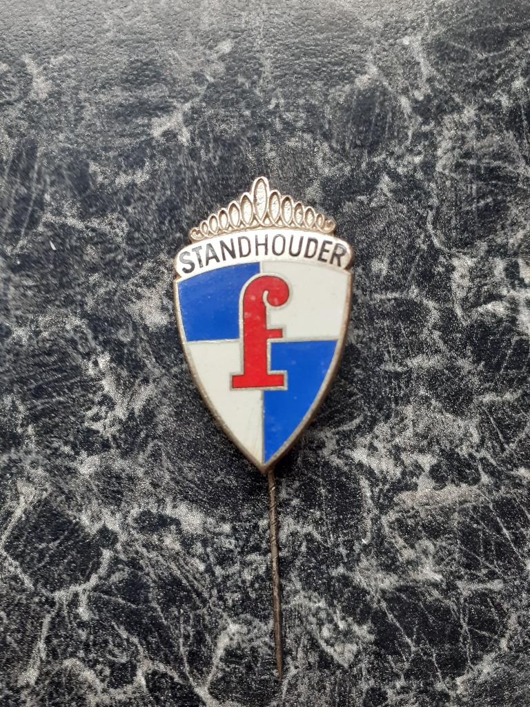 autobond KNAC Koninklijke Nederlandsche Automobiel Club, Verzamelen, Ophalen of Verzenden, Zo goed als nieuw, Merk, Speldje of Pin