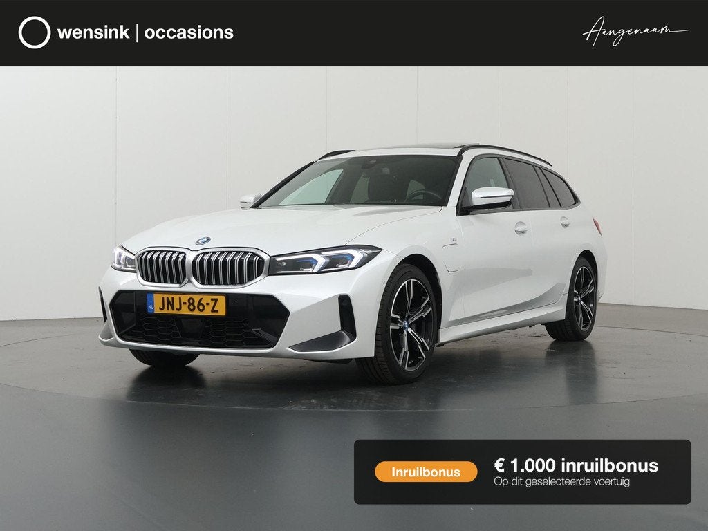 BMW 3-serie Touring 330e | SOH 96,1% | Panoramadak | Elek. S