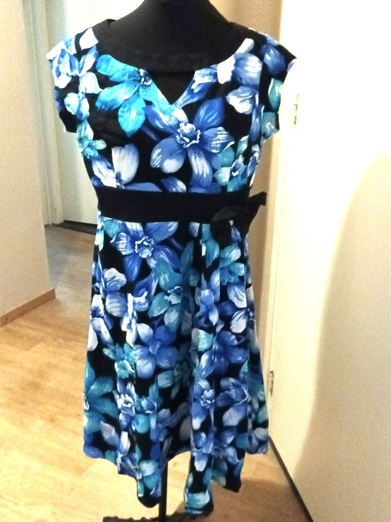 LINDY BOP jurk maat 42 NIEUW, Blauw, Maat 42/44 (L), Nieuw, Ophalen of Verzenden