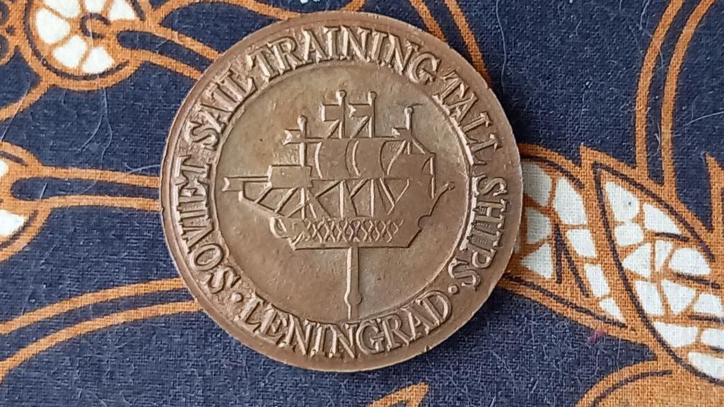 Mooie oude bronzen penning uit Rusland met zeilschip 5 cm., Antiek en Kunst, Ophalen of Verzenden, Brons