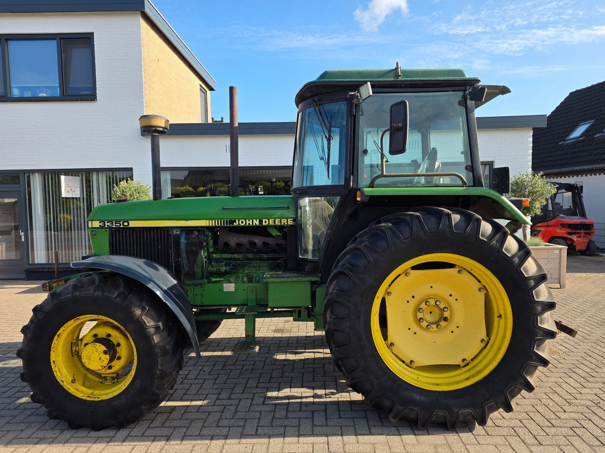 John Deere John deere 3350 6 cilinder tractor, Gebruikt, John Deere, Tot 2500
