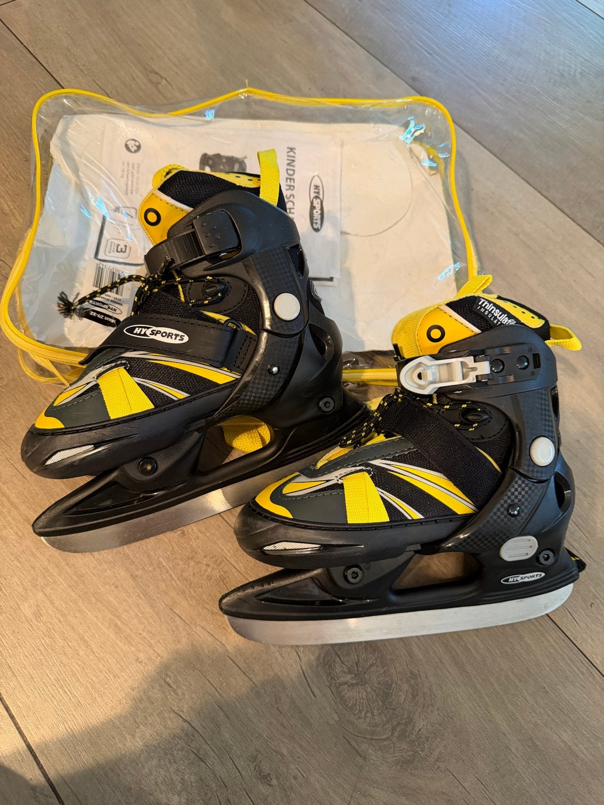 HY Sports Kinderschaatsen Zwart/Geel Maat 29-32, Sport en Fitness, Ophalen of Verzenden, Zo goed als nieuw, IJshockeyschaatsen