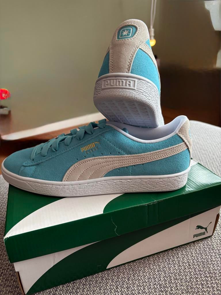 Puma Suede Classic XXI Maersk - Nieuw, Ophalen of Verzenden, Zo goed als nieuw, Blauw, Sneakers of Gympen