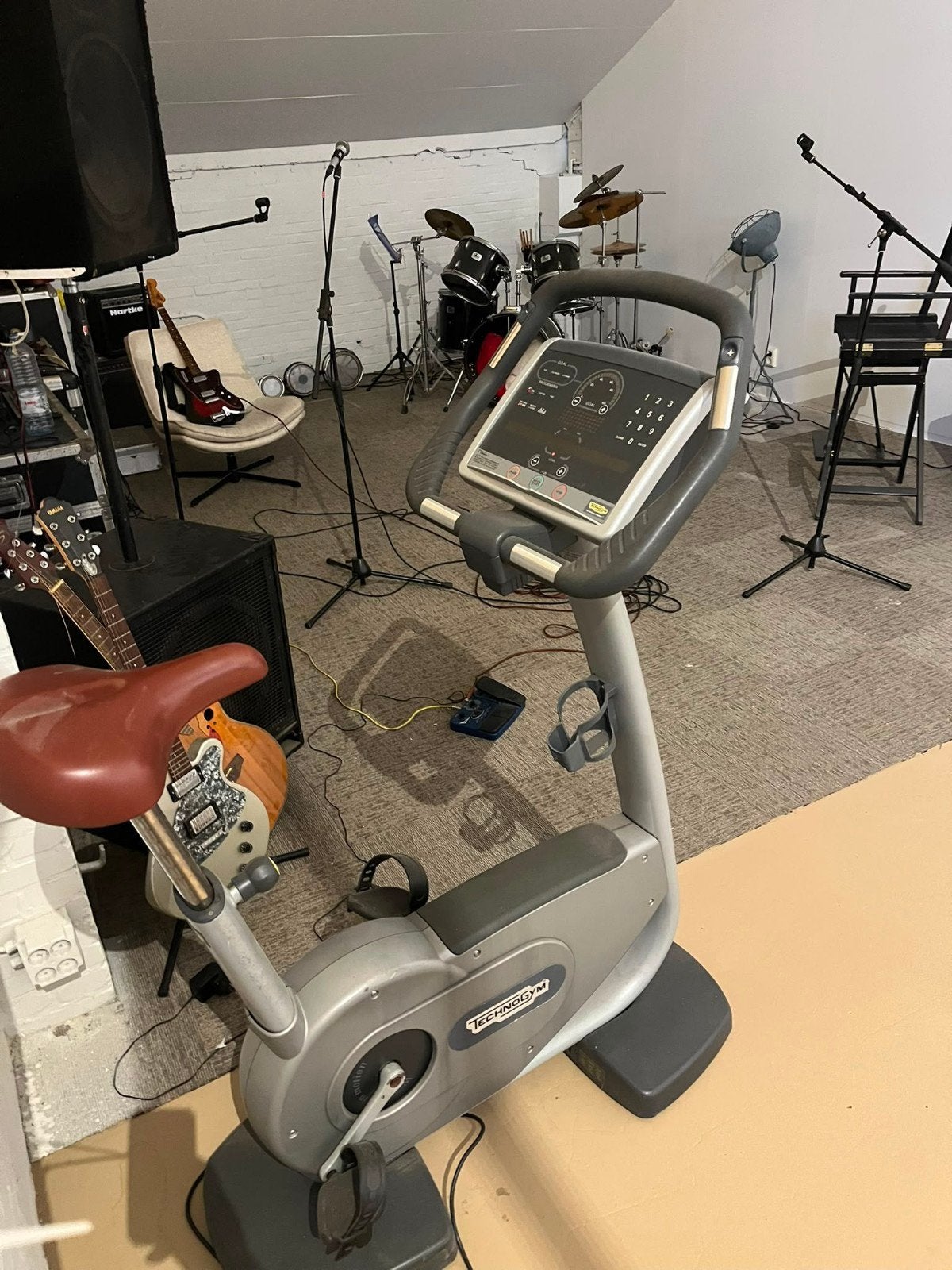 technogym excite bike, Ophalen of Verzenden, Zo goed als nieuw, Benen, Overige typen