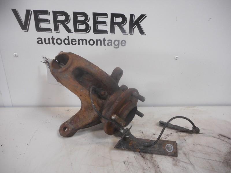 Wielnaaf Rechts Voor Ford Focus 1 (2002-03/2004-11), Gebruikt, Henry-Ford-Straße  1, Köln 50735, , Duitsland, Ford-Werke GmbH