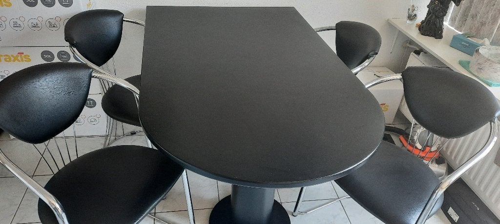 eettafel met stoelen, Huis en Inrichting, Tafels | Eettafels, Ophalen, Kunststof, Zwart, Zo goed als nieuw
