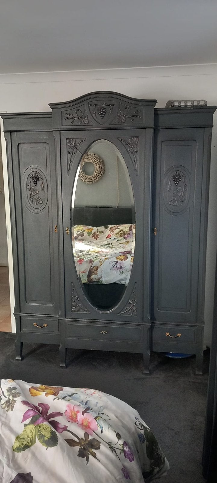 Brocante hangleg kast, Ophalen, Zo goed als nieuw