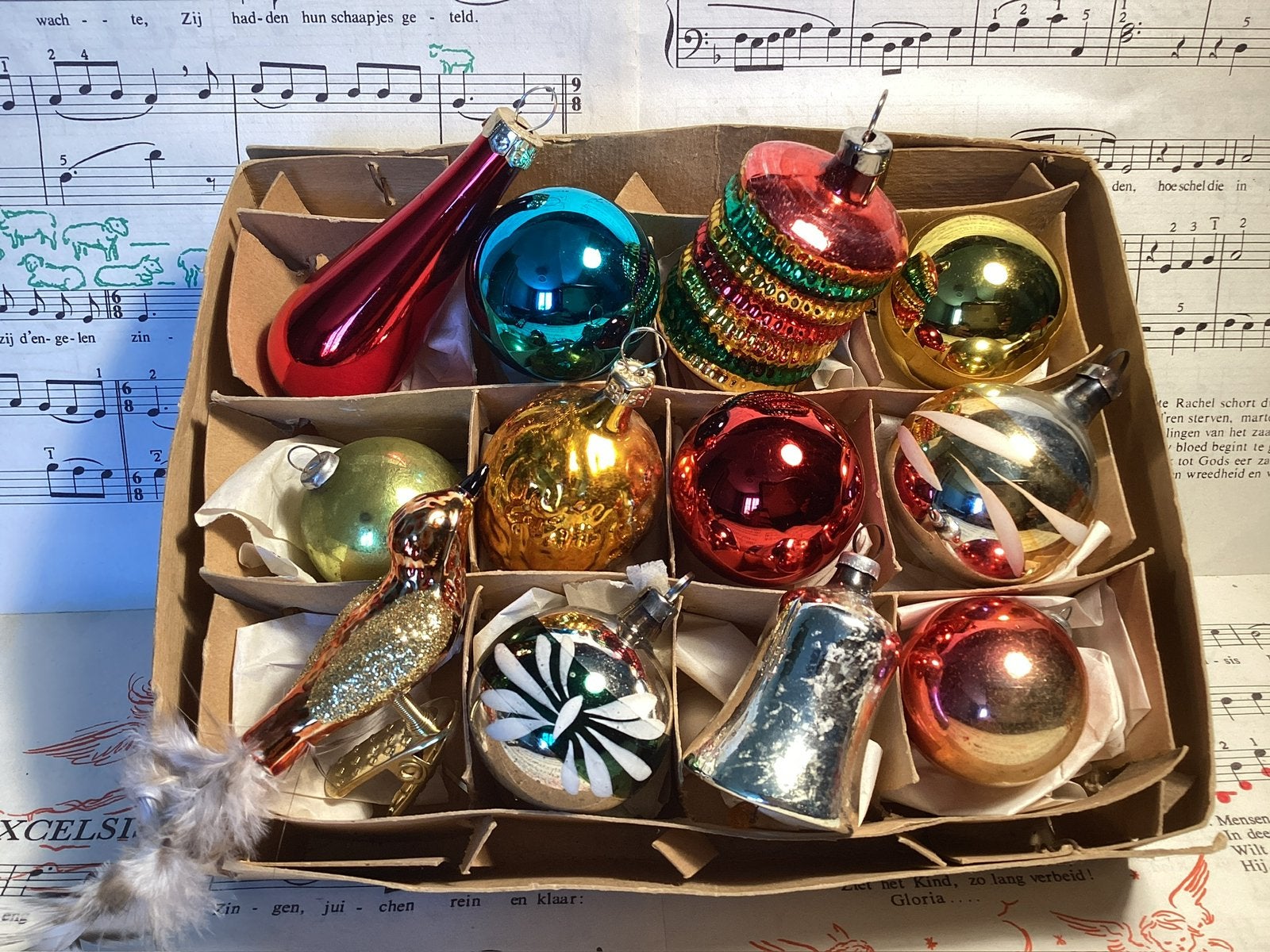 Doos met oude kerstbalfiguren van glas, Ophalen of Verzenden, Gebruikt