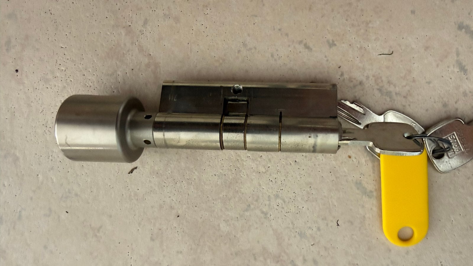 Knopcilinder verlengd 45/35 met 3 originele sleutels, Doe-het-zelf en Verbouw, Ophalen of Verzenden, Zo goed als nieuw, Rvs, Slot