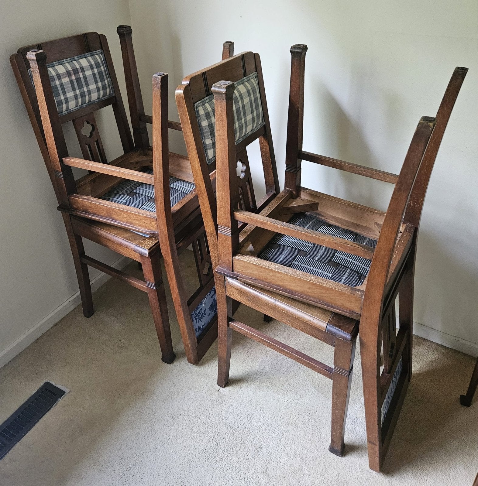 Antieke mahonie stoelen met gestoffeerde zitting en rug, Ophalen