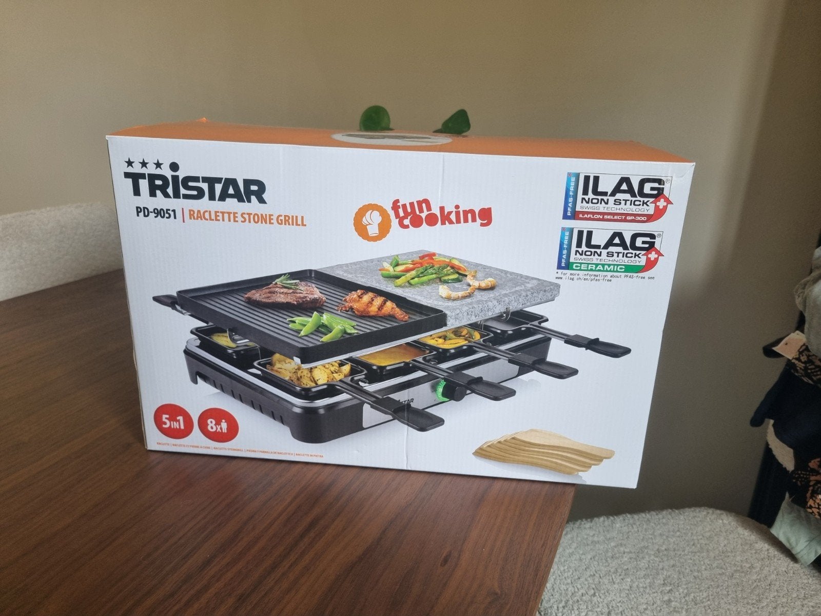Tristar PD-9051 Raclette Stone Grill Gourmetset, Ophalen, Zo goed als nieuw, 4 t/m 7 personen