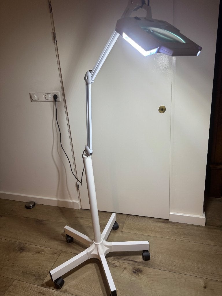 Loeplamp, Hobby en Vrije tijd, Vergrootglazen, Loepen en Loeplampen, Ophalen, Zo goed als nieuw, Loeplamp
