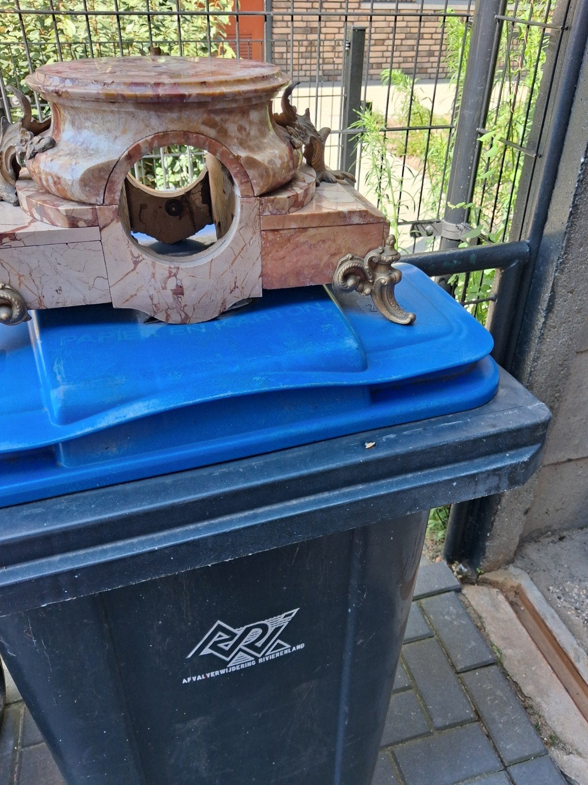 Antiek marmeren klok middenstuk met bronzen ornamenten, Ophalen