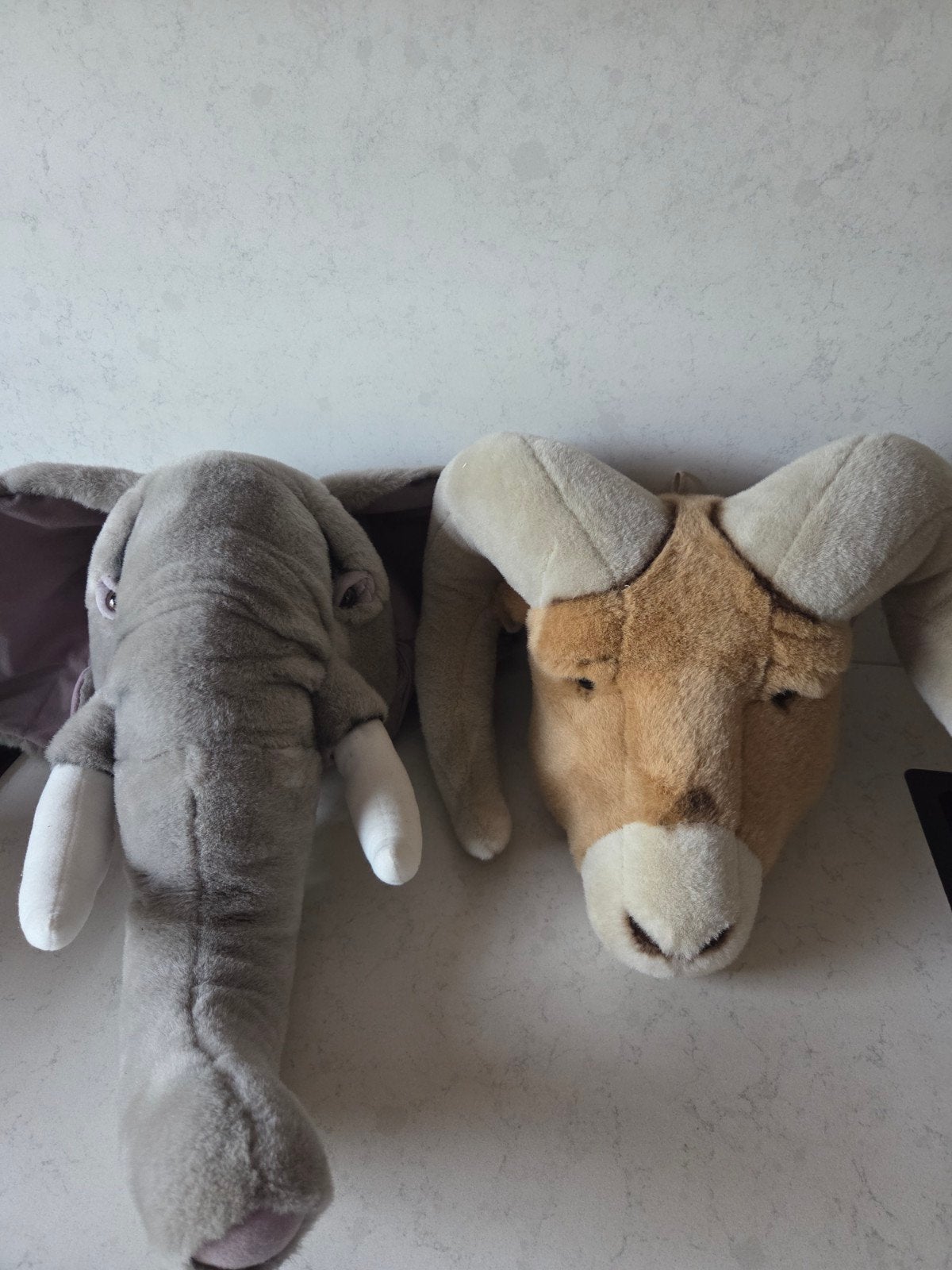 Olifant + Ram - Bibib, Ophalen of Verzenden, Zo goed als nieuw