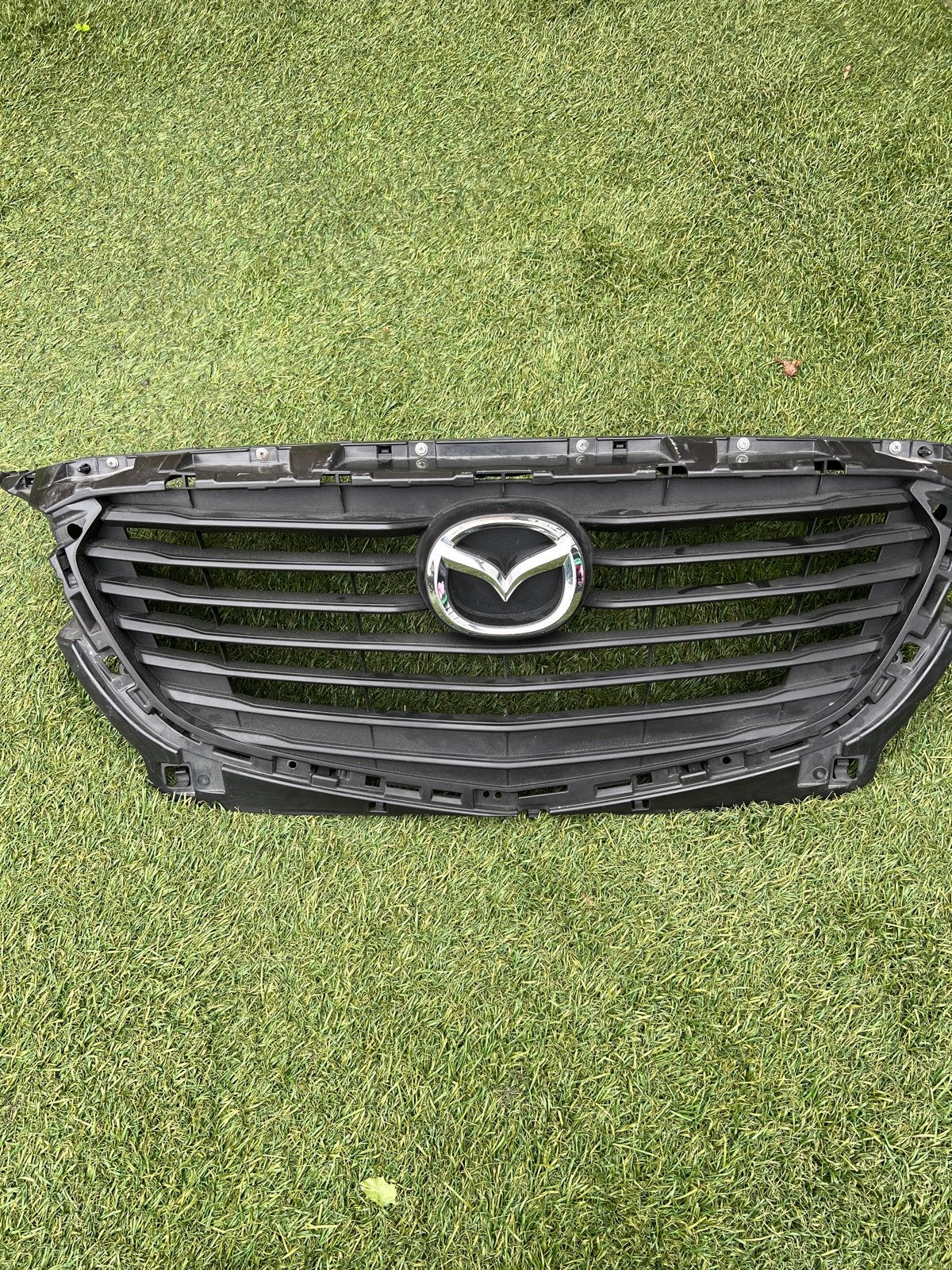 Mazda CX-3 Grille - Origineel en in goede staat, Gebruikt, Voor, Ophalen of Verzenden, Mazda