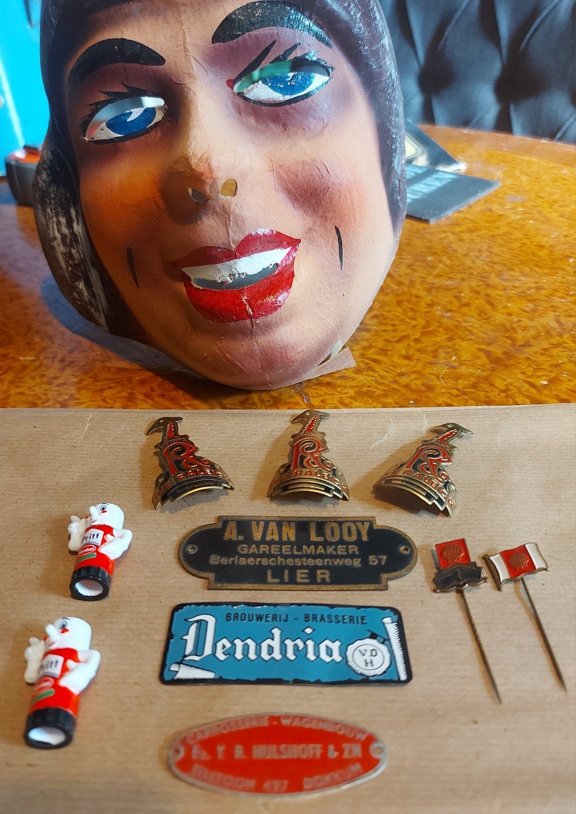 10 x reclame bordje,plaatje,speldje, figuurtje, Ophalen of Verzenden, Gebruikt, Reclamebord