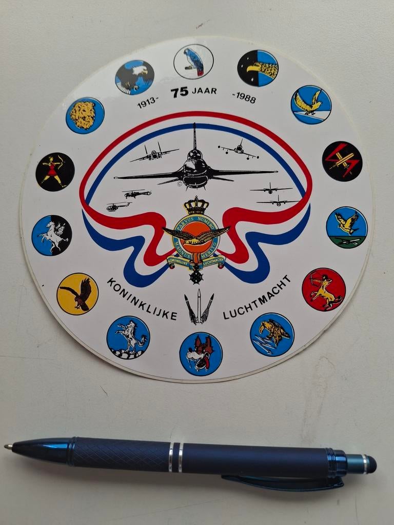 Grote sticker Koninklijke Luchtmacht 75 jr, Ophalen of Verzenden, Zo goed als nieuw, Kaart, Foto of Prent