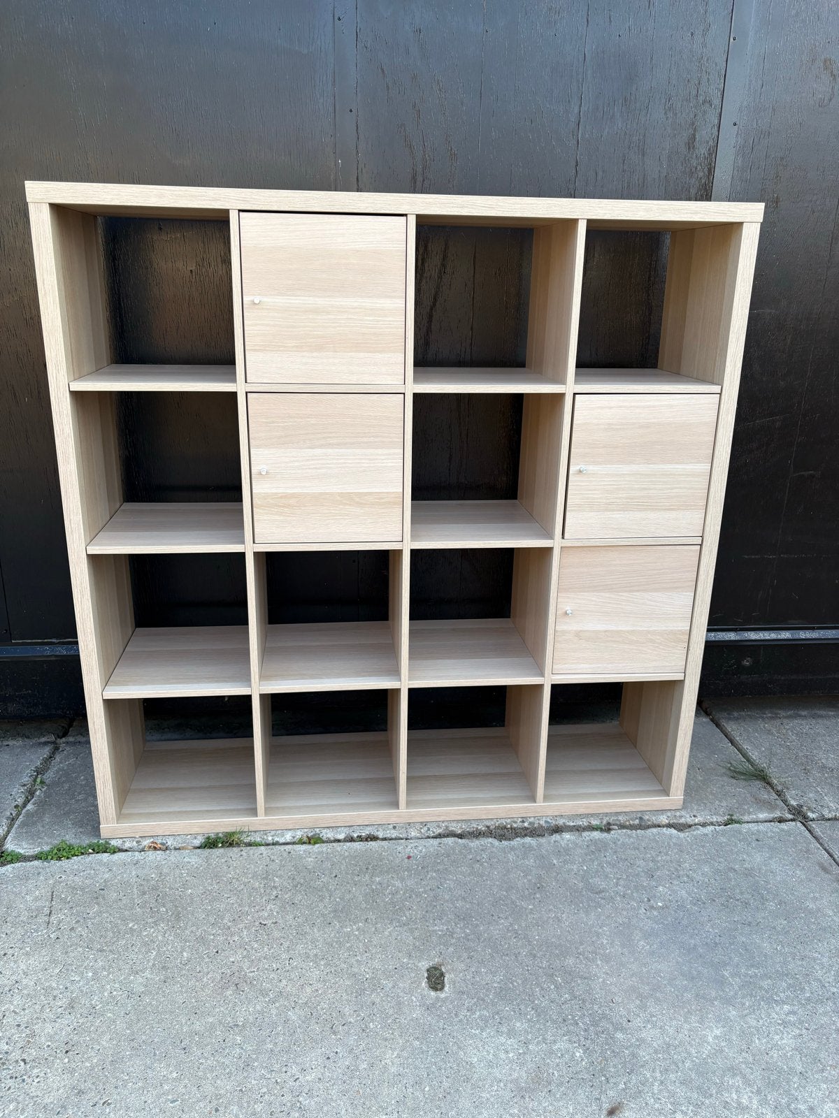 IKEA Kallax kast met deuren - Teab, Huis en Inrichting, Ophalen, Gebruikt